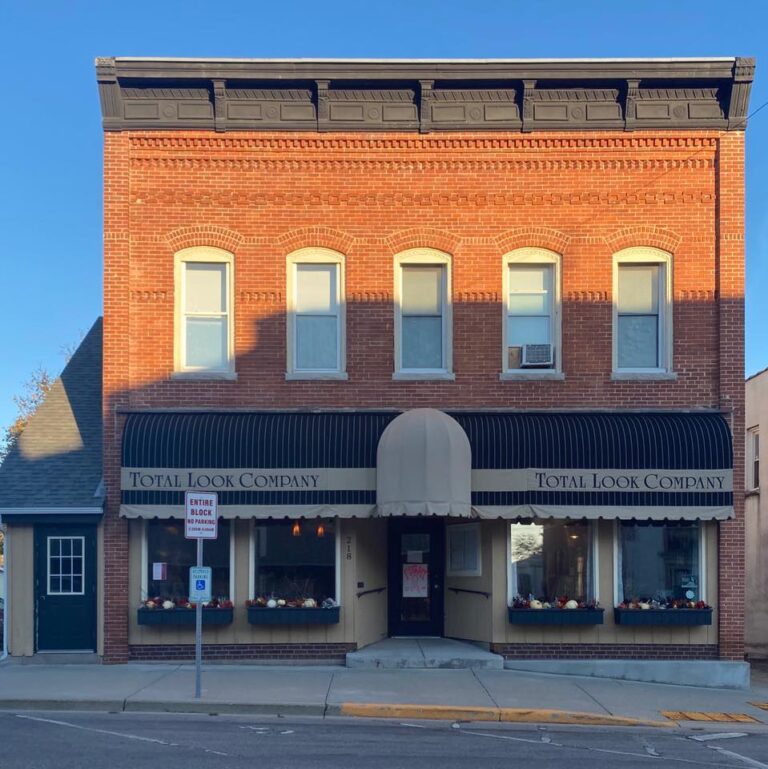 Main Street Salon 768x769