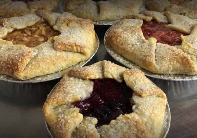 Sugar River Bakery Pies 768x540