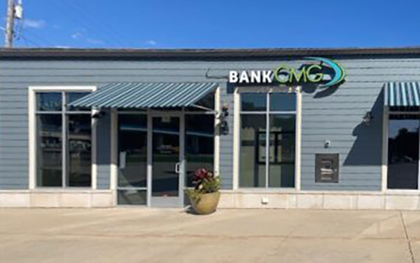 Bank CMG Lake Geneva